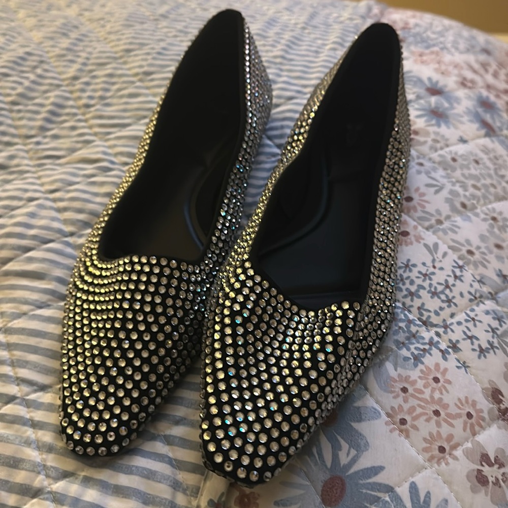 Flat comfortable Zara Flats